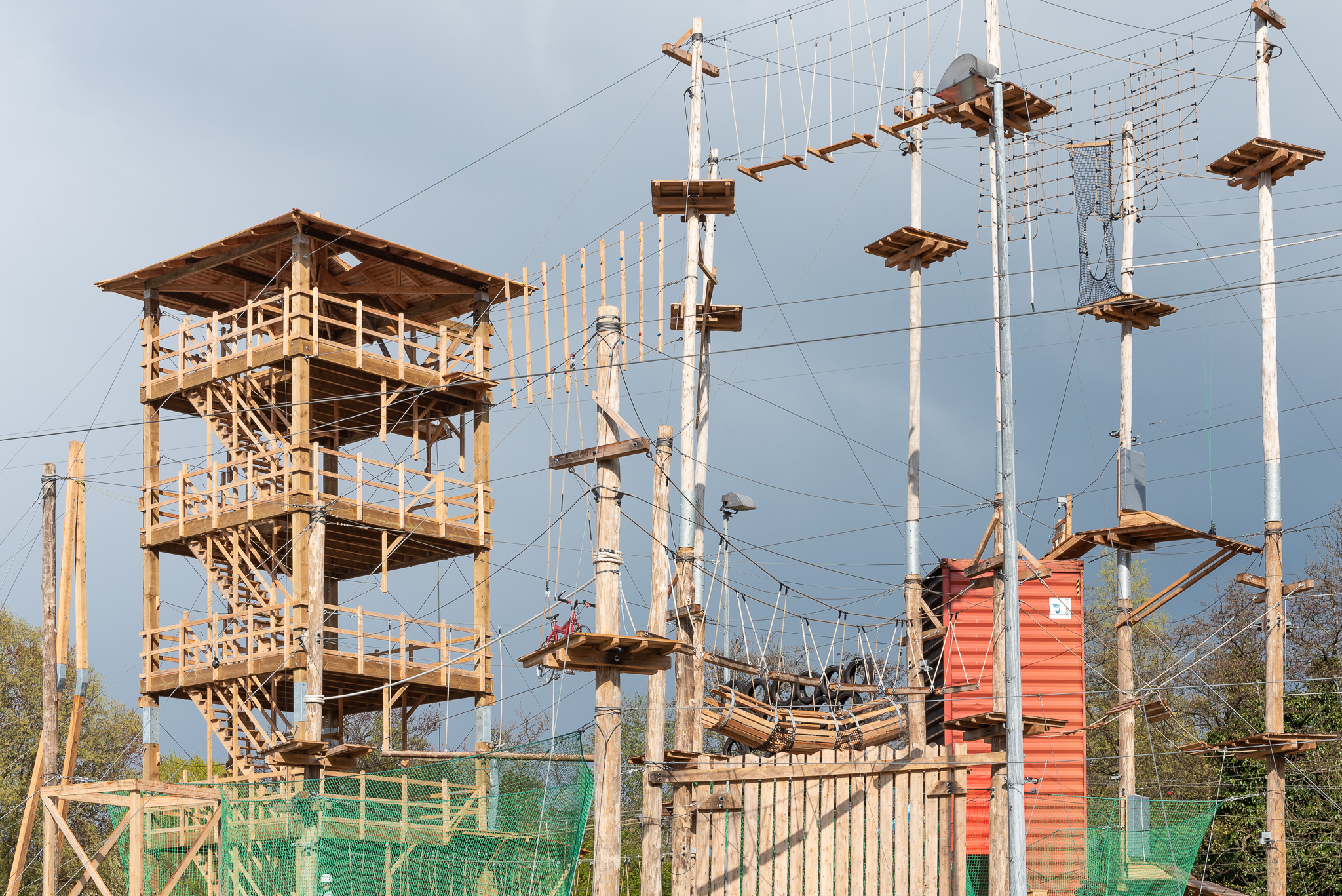 Ziplines en tokkelbanen Indoor & outdoor Adventure City